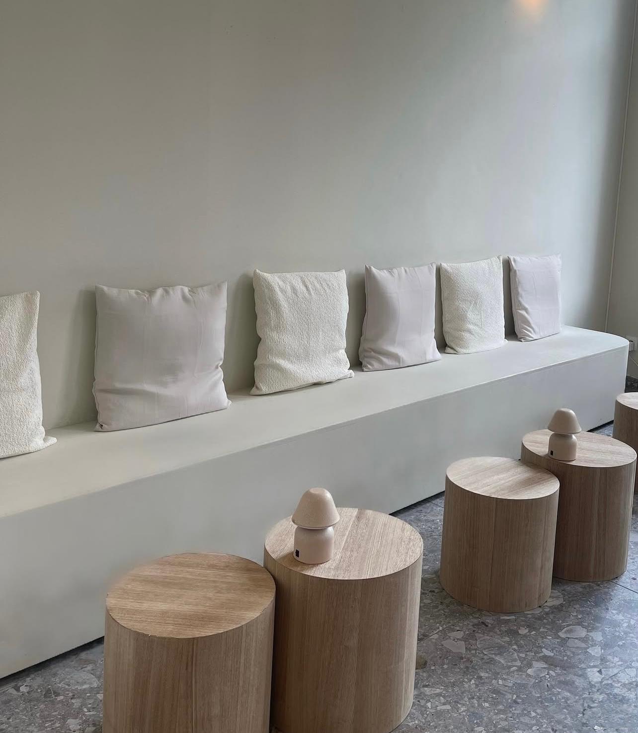 Aura Coffee Interior